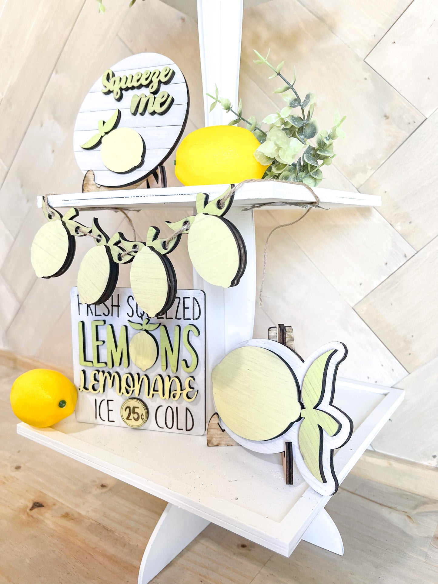 DIY Lemon Hello Summer Seasonal Tiered Tray